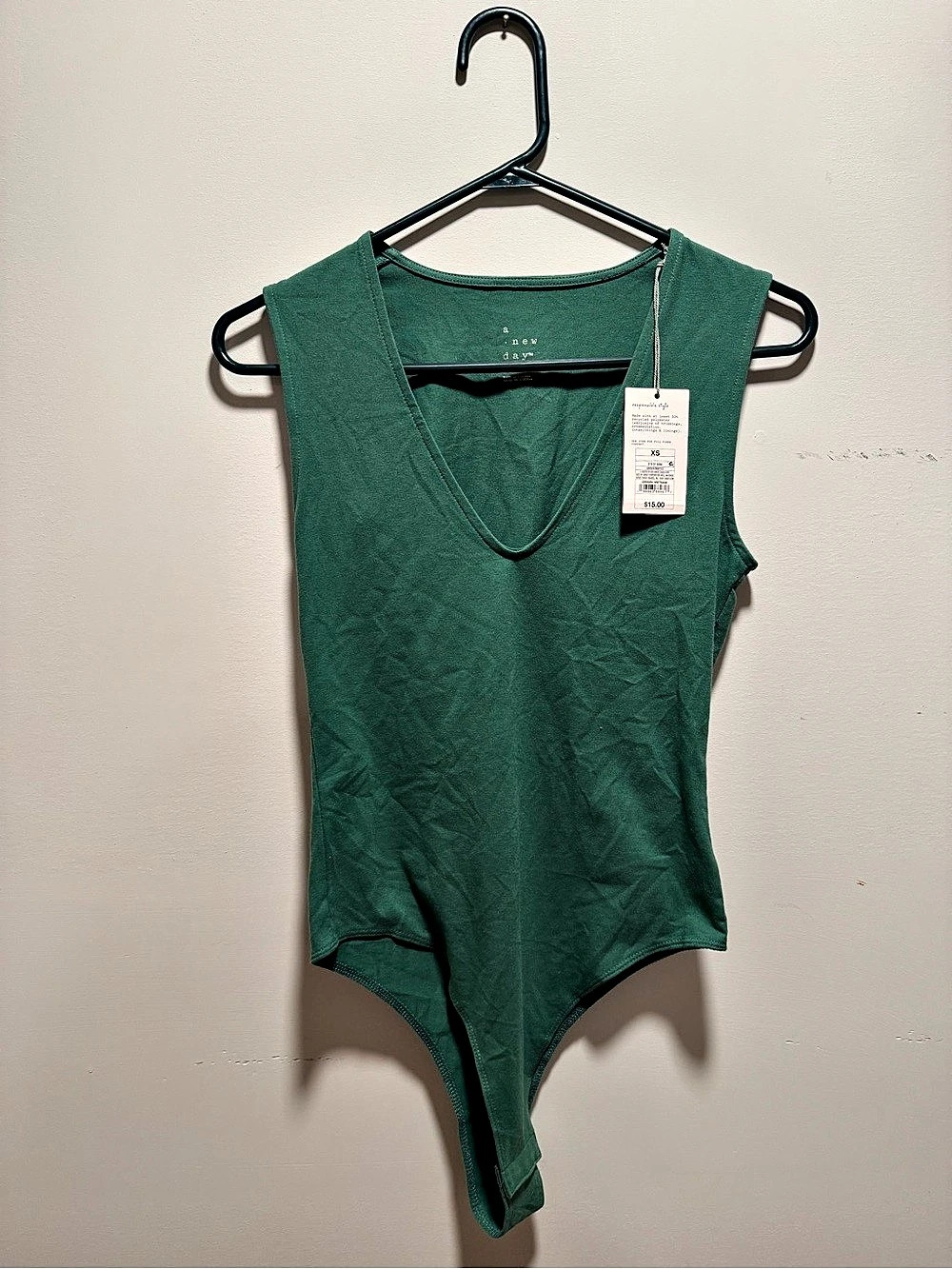 A New Day Sleeveless V-Neck Bodysuit Green XS NWT